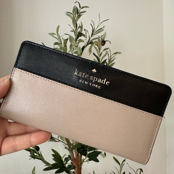 Kate Spade Madison Large Slim Bifold Wallet - Picture 1 of 4